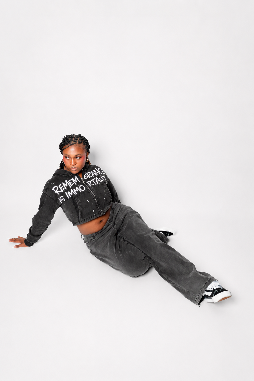VNTG LGCY CROP TOP ZIP UP HOODIE